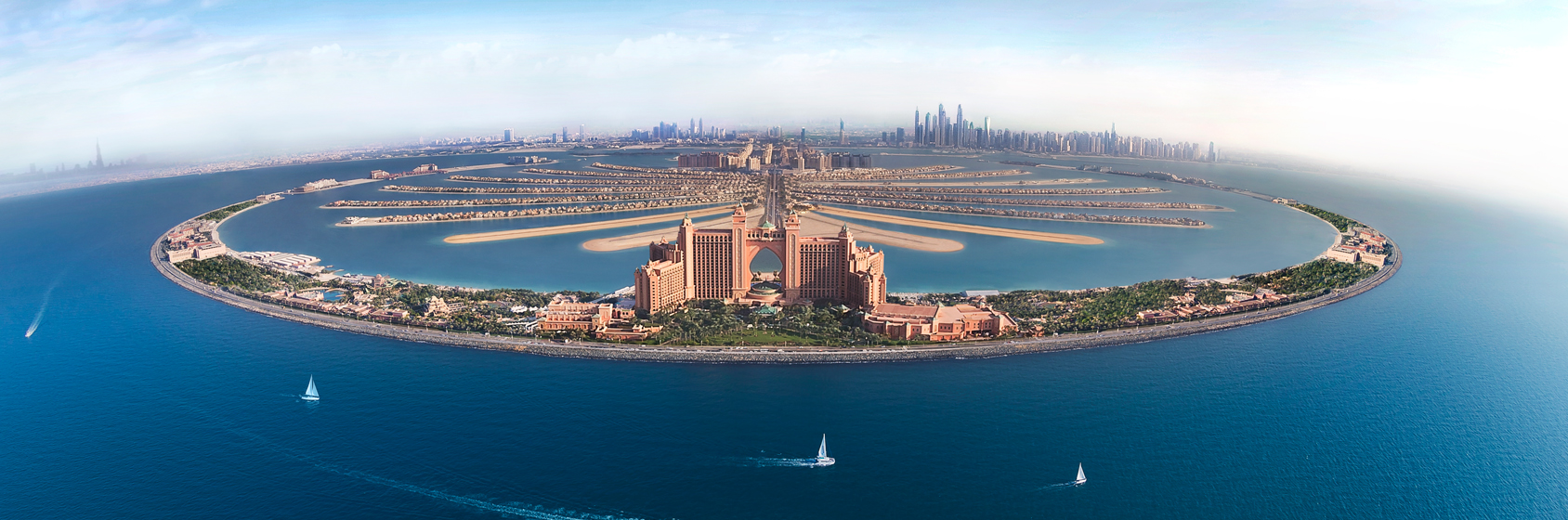 Richard Ayoade and Johnny Vegas Explore Atlantis, The Palm in Travel Man, 48 Hours in Dubai