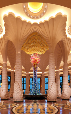 Experience a Memorable Valentine’s Day Staycation at Atlantis, The Palm